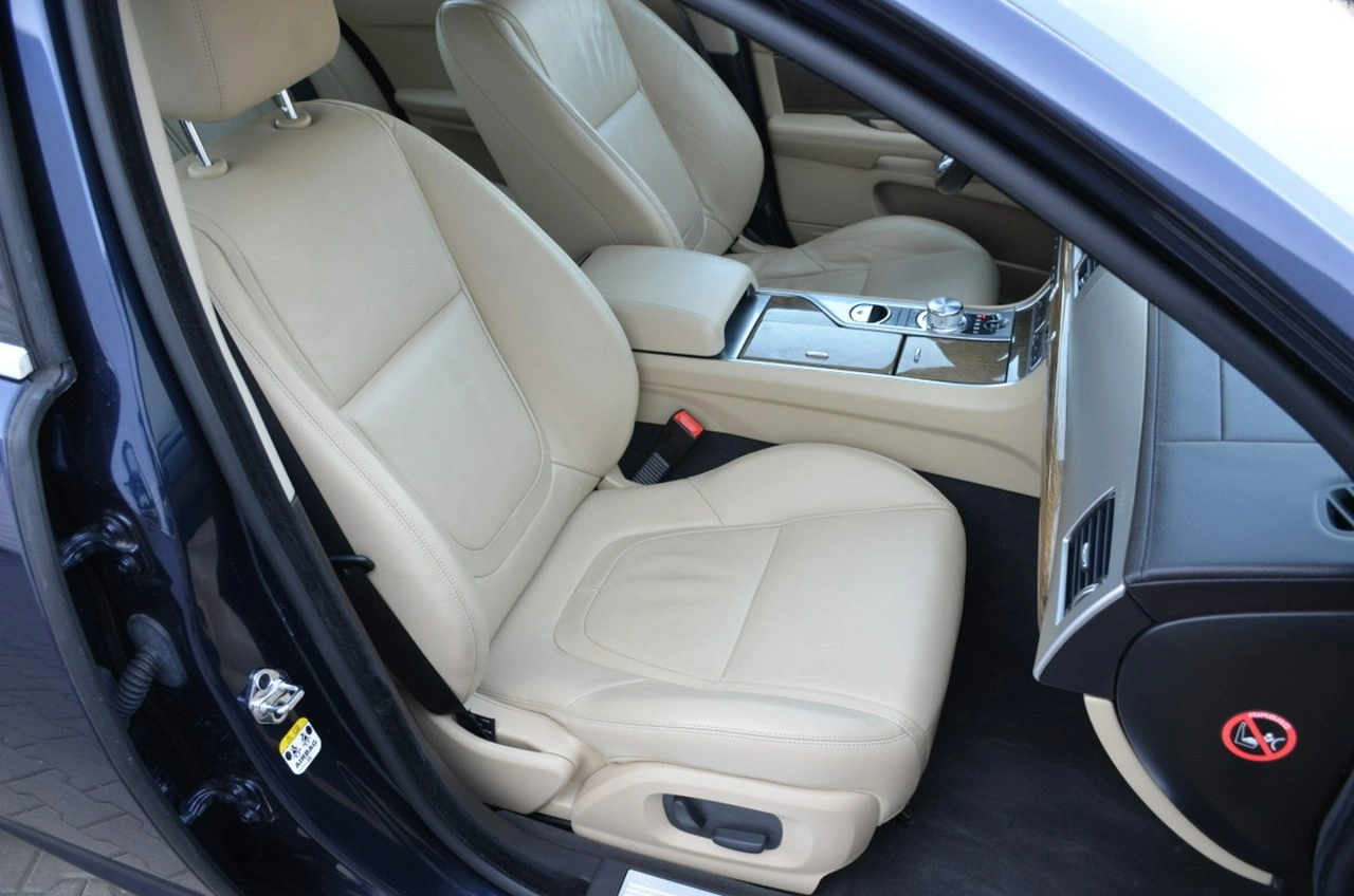 Jaguar XF - Zdjęcie 33