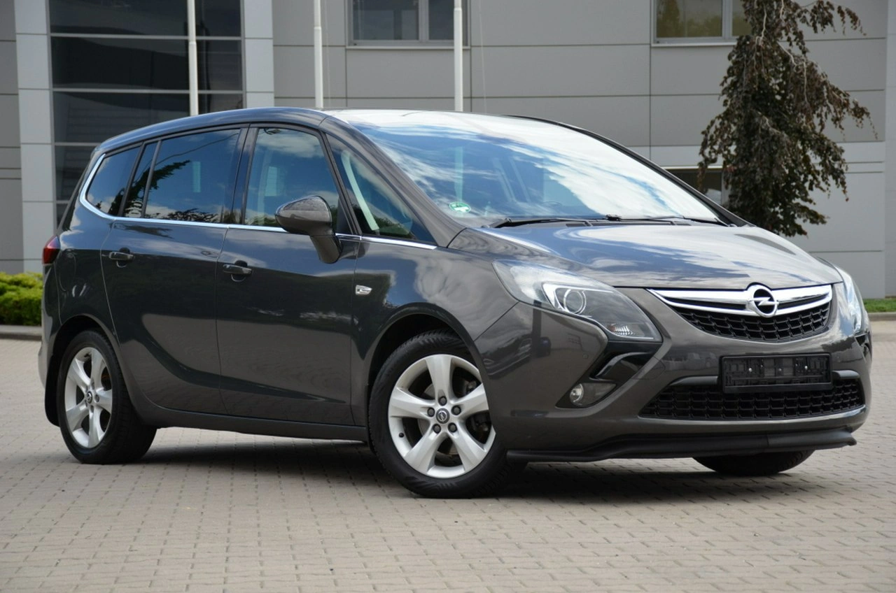 Opel Zafira - Zdjęcie 13