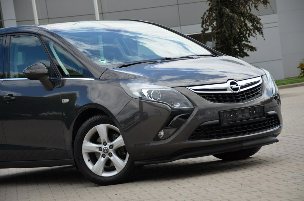 Opel Zafira - Zdjęcie 14