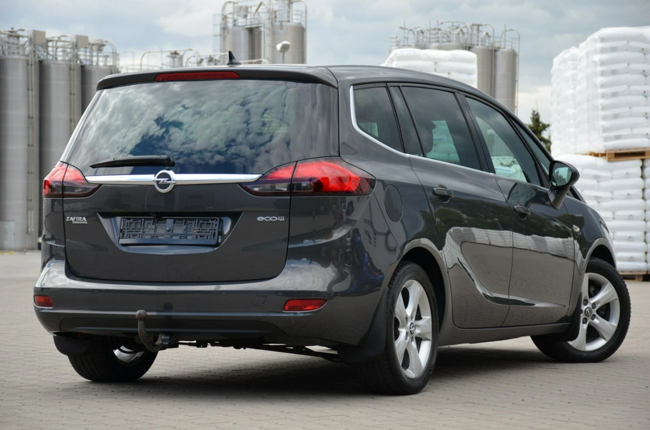 Opel Zafira - Zdjęcie 16