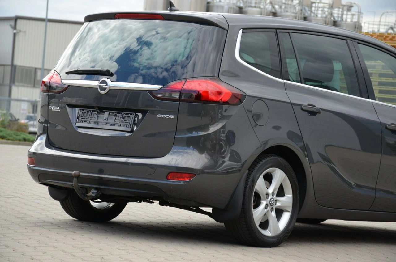 Opel Zafira - Zdjęcie 18