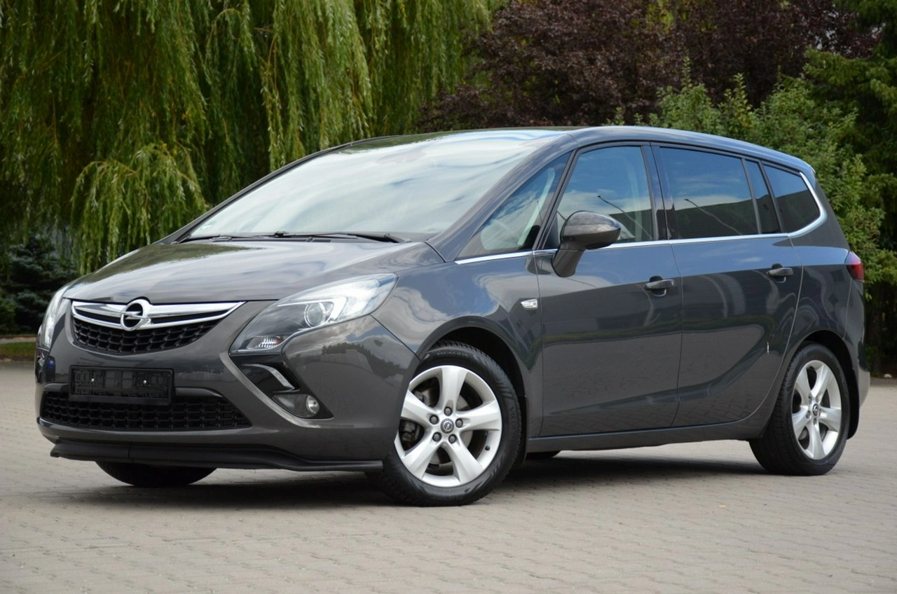 Opel Zafira - Zdjęcie 2