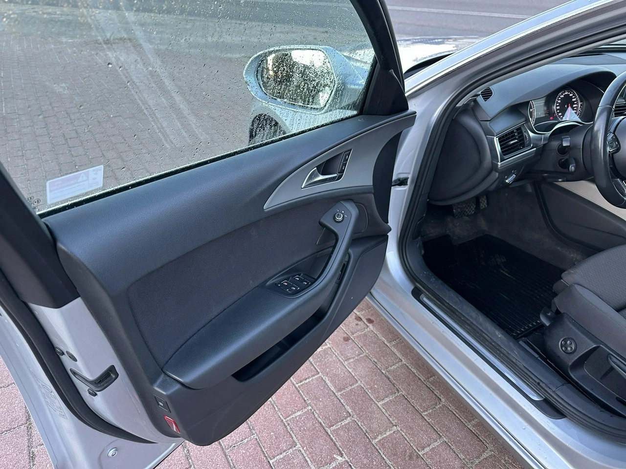 Audi A6 - Zdjęcie 12