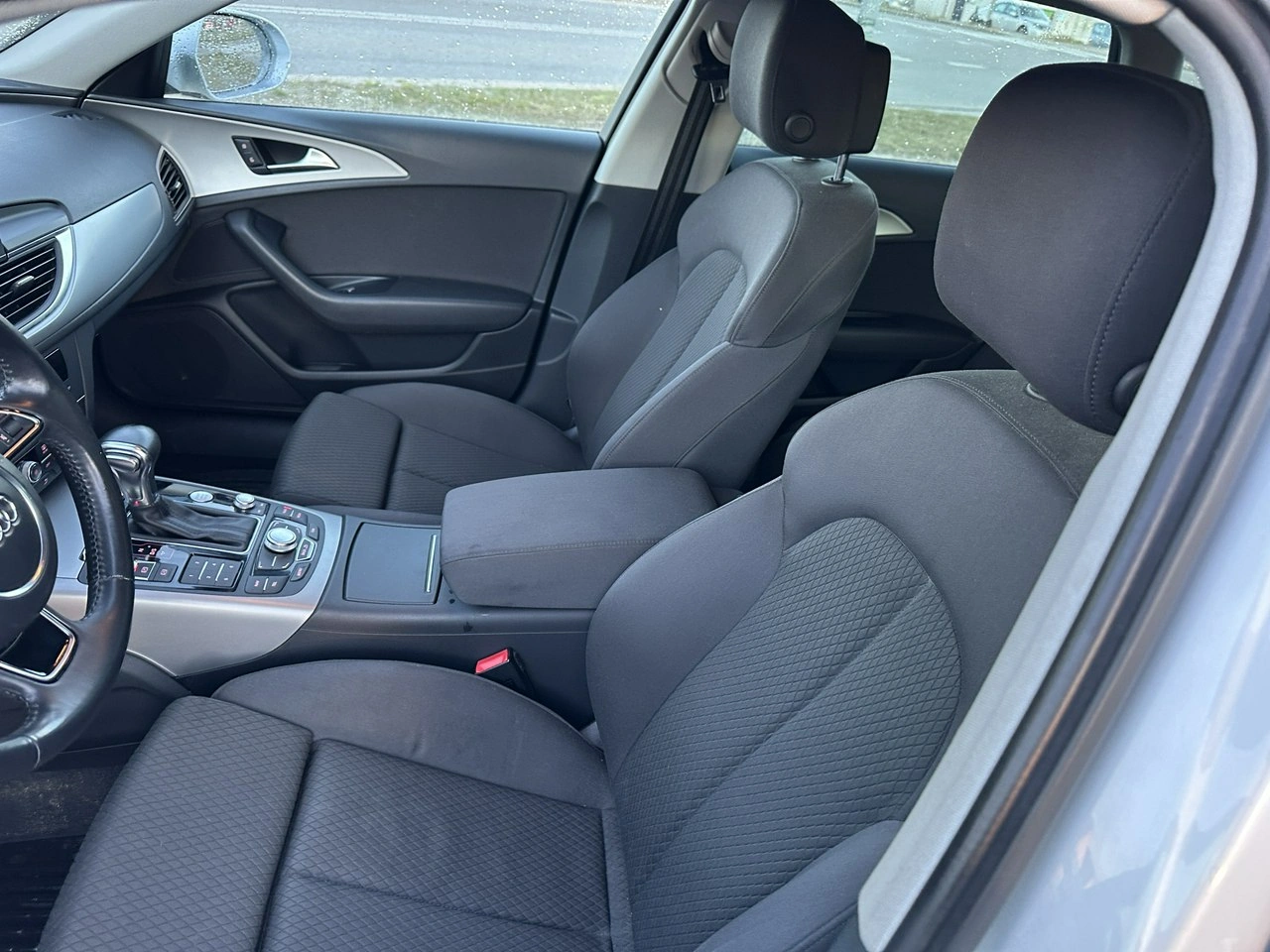 Audi A6 - Zdjęcie 13