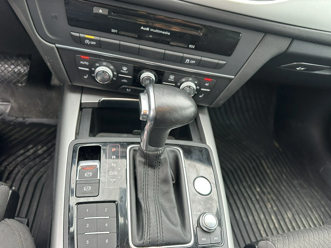 Audi A6 - Zdjęcie 23