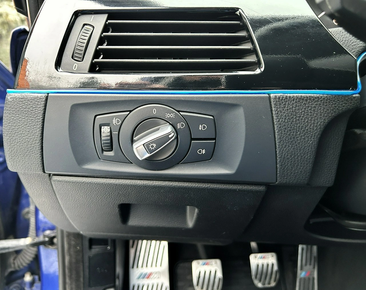 BMW 320 - Zdjęcie 12