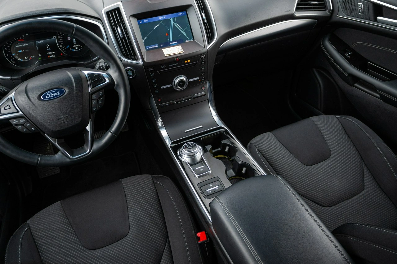 Ford Edge - Zdjęcie 18