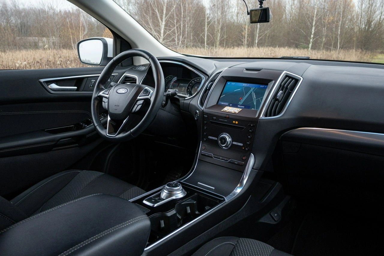Ford Edge - Zdjęcie 19