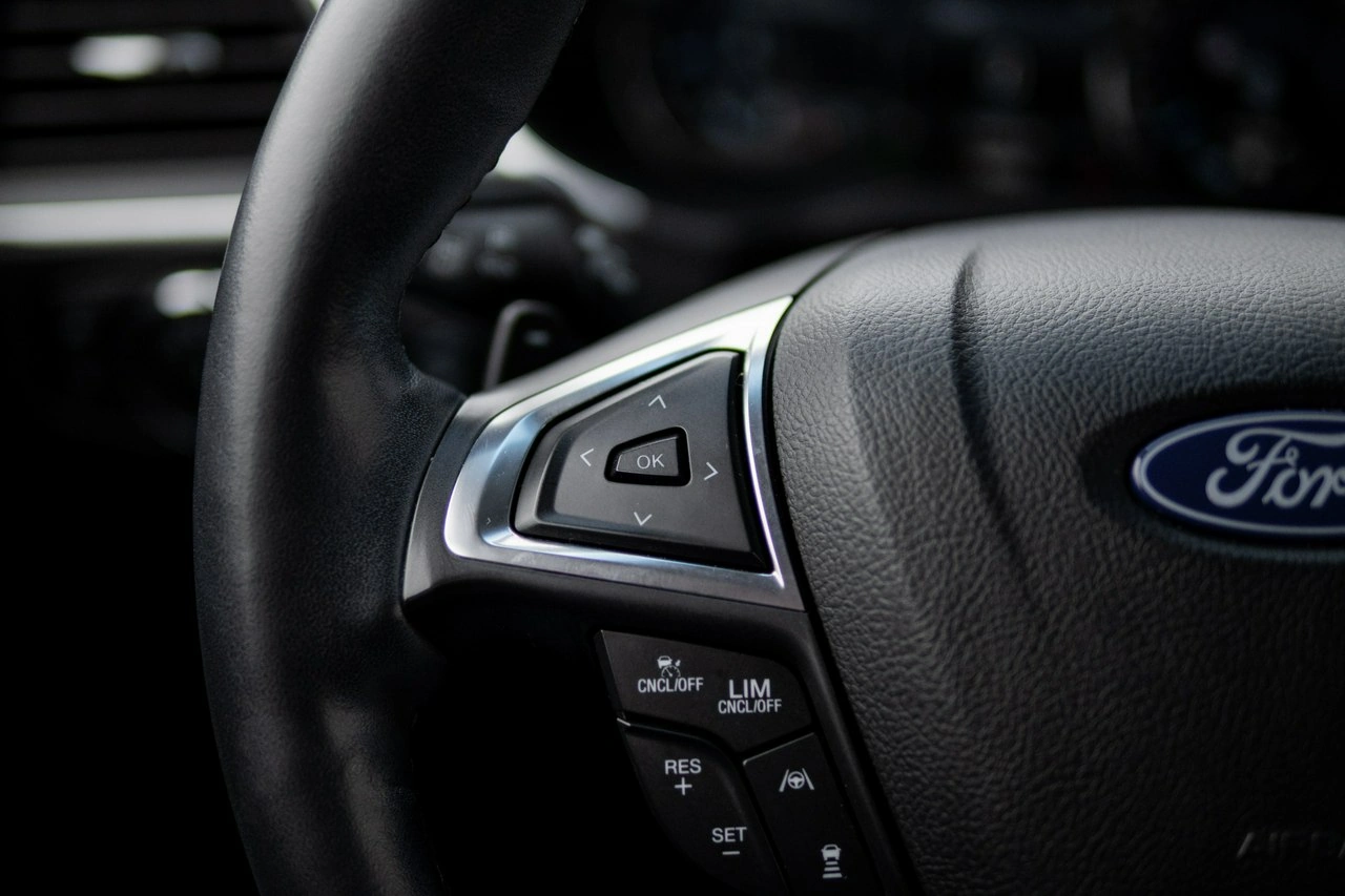 Ford Edge - Zdjęcie 25