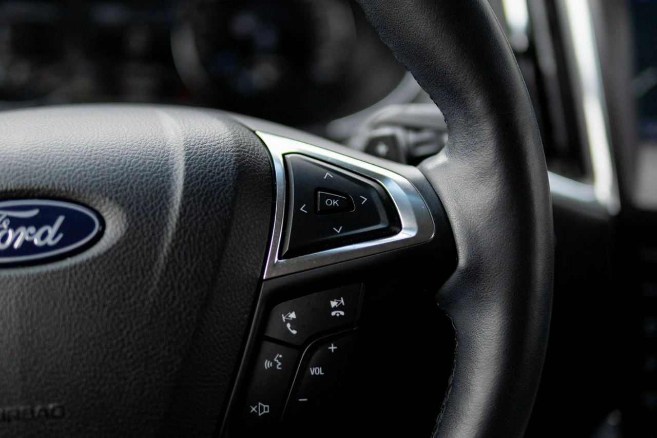 Ford Edge - Zdjęcie 26