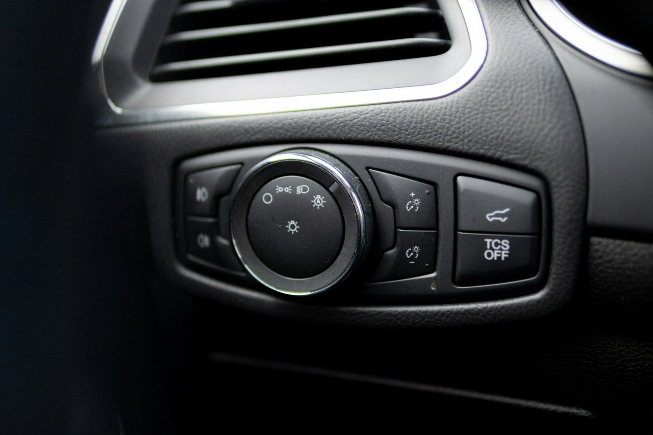 Ford Edge - Zdjęcie 27