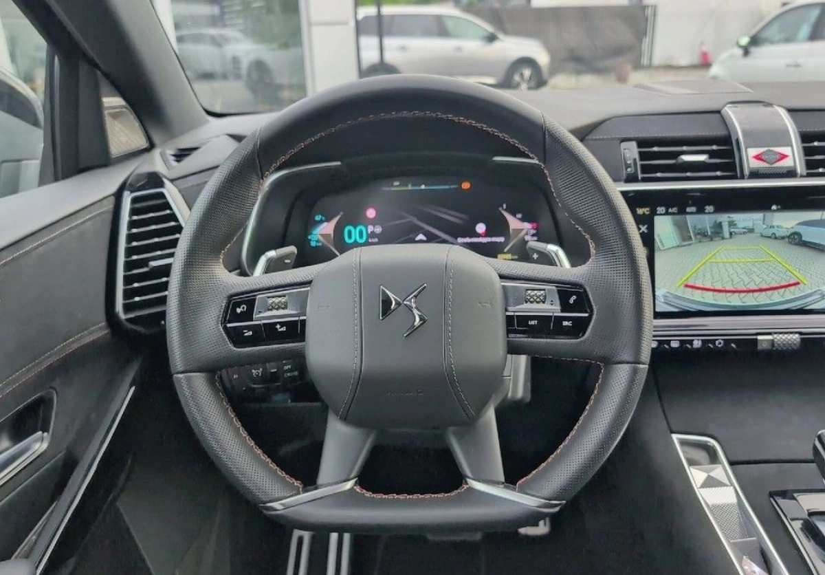 DS Automobiles DS 7 Crossback - Zdjęcie 11