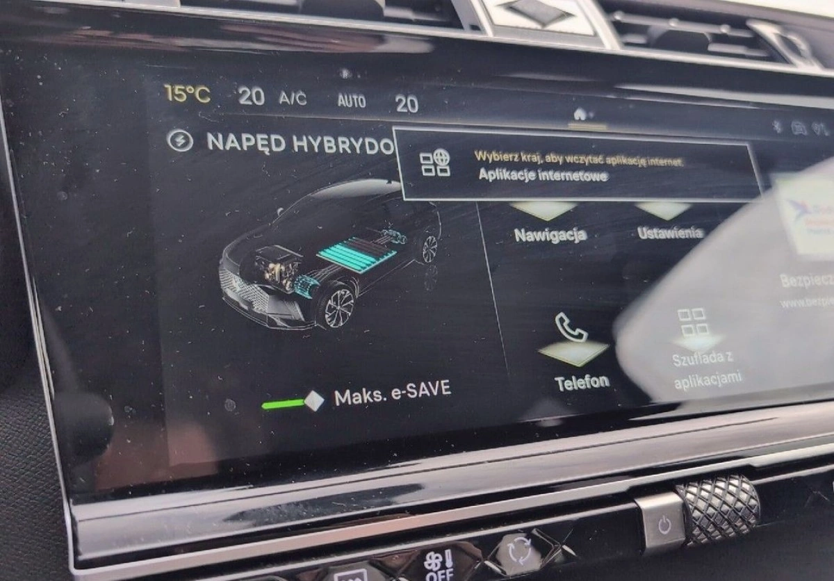 DS Automobiles DS 7 Crossback - Zdjęcie 21