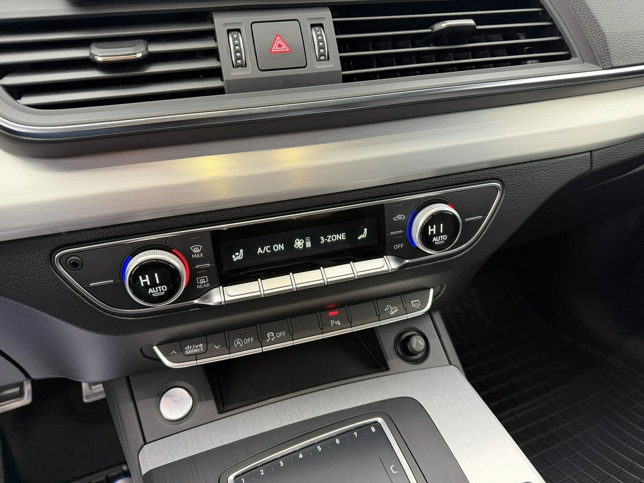 Audi Q5 - Zdjęcie 25