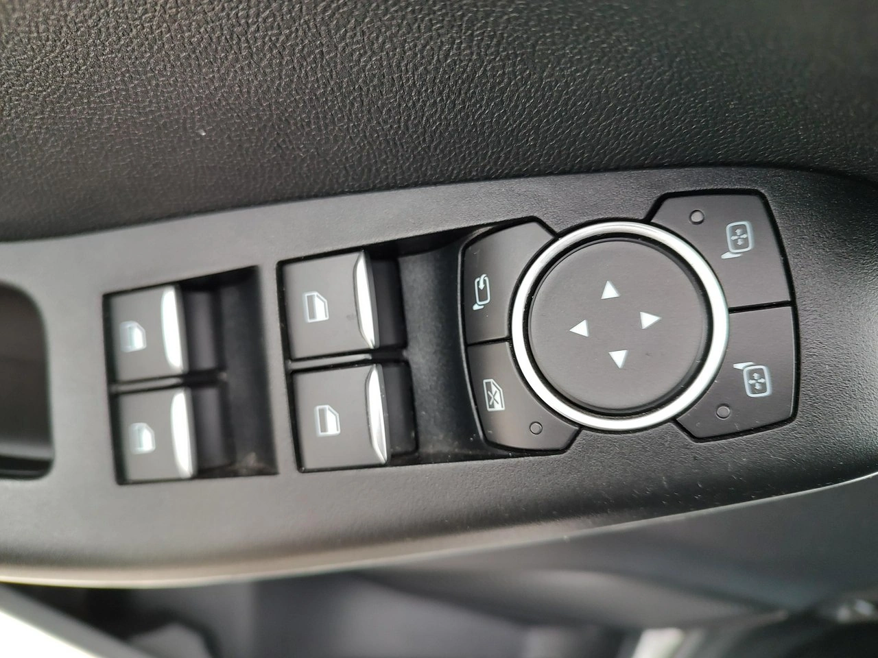 Ford Puma - Zdjęcie 9