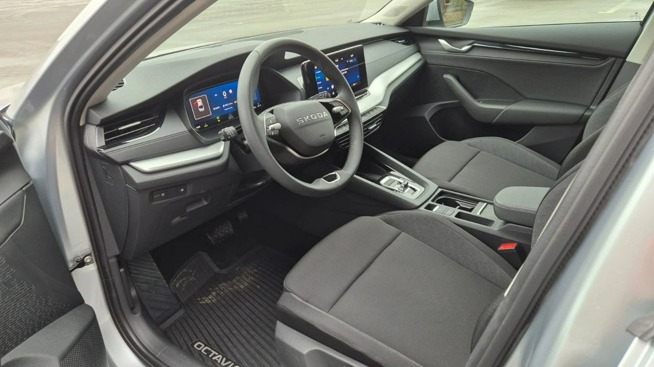 Skoda Octavia - Zdjęcie 11