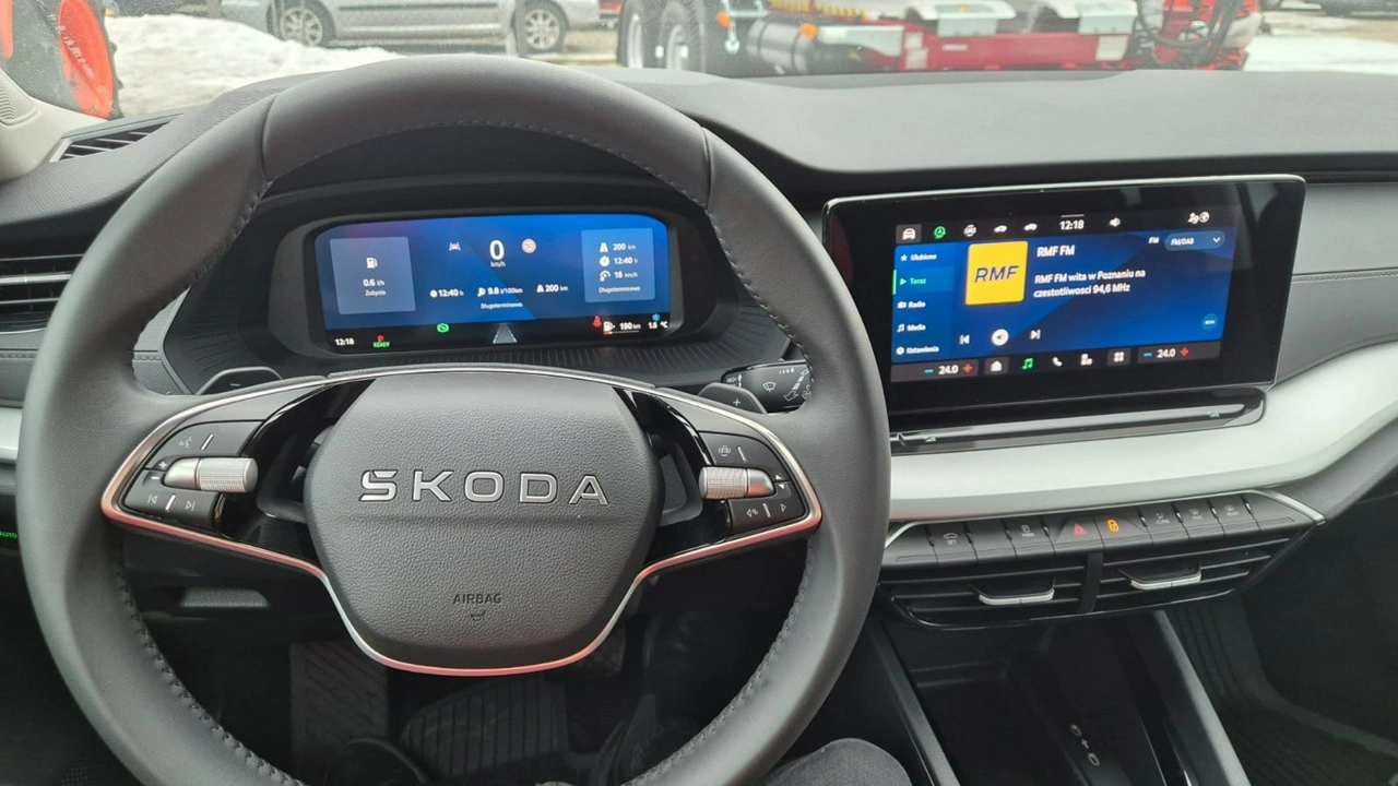 Skoda Octavia - Zdjęcie 16