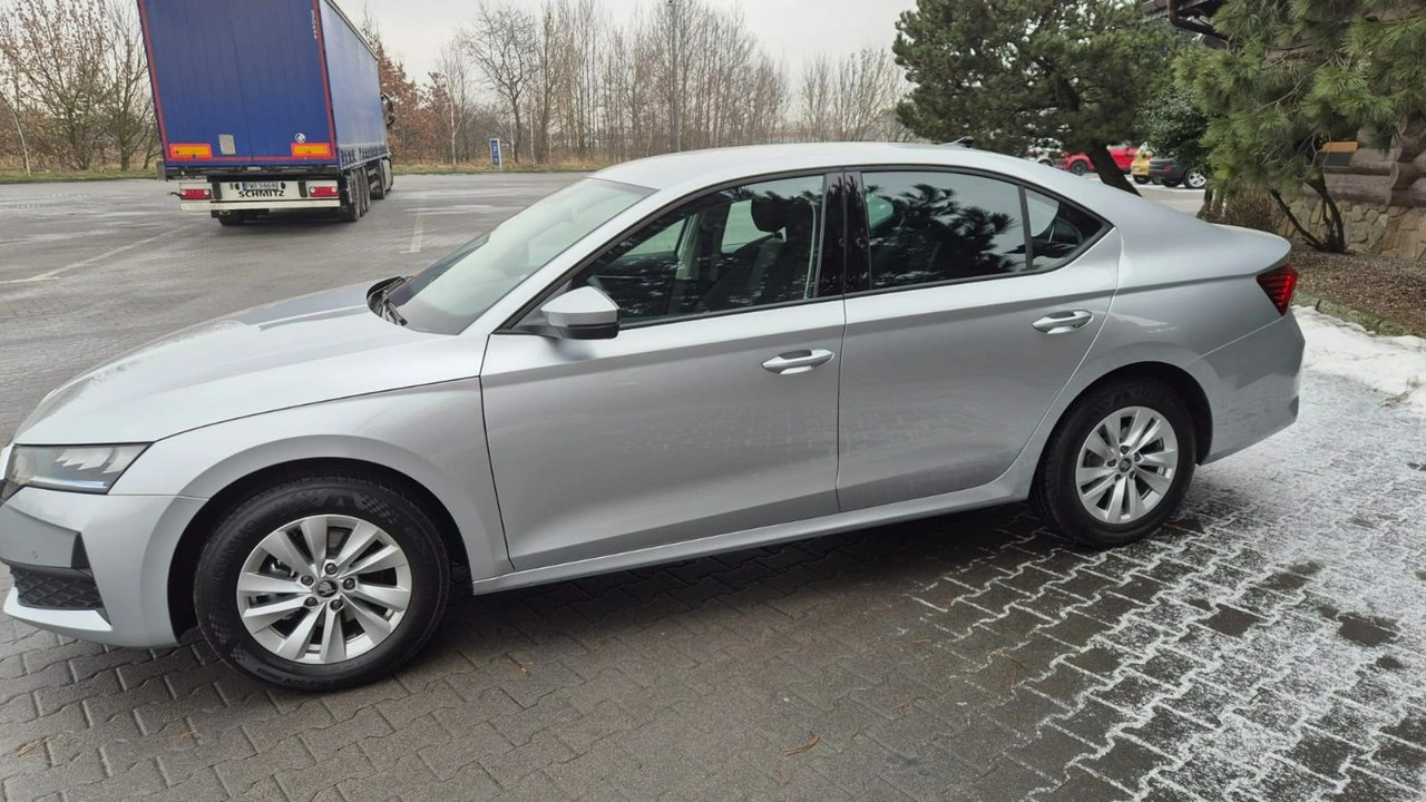 Skoda Octavia - Zdjęcie 4