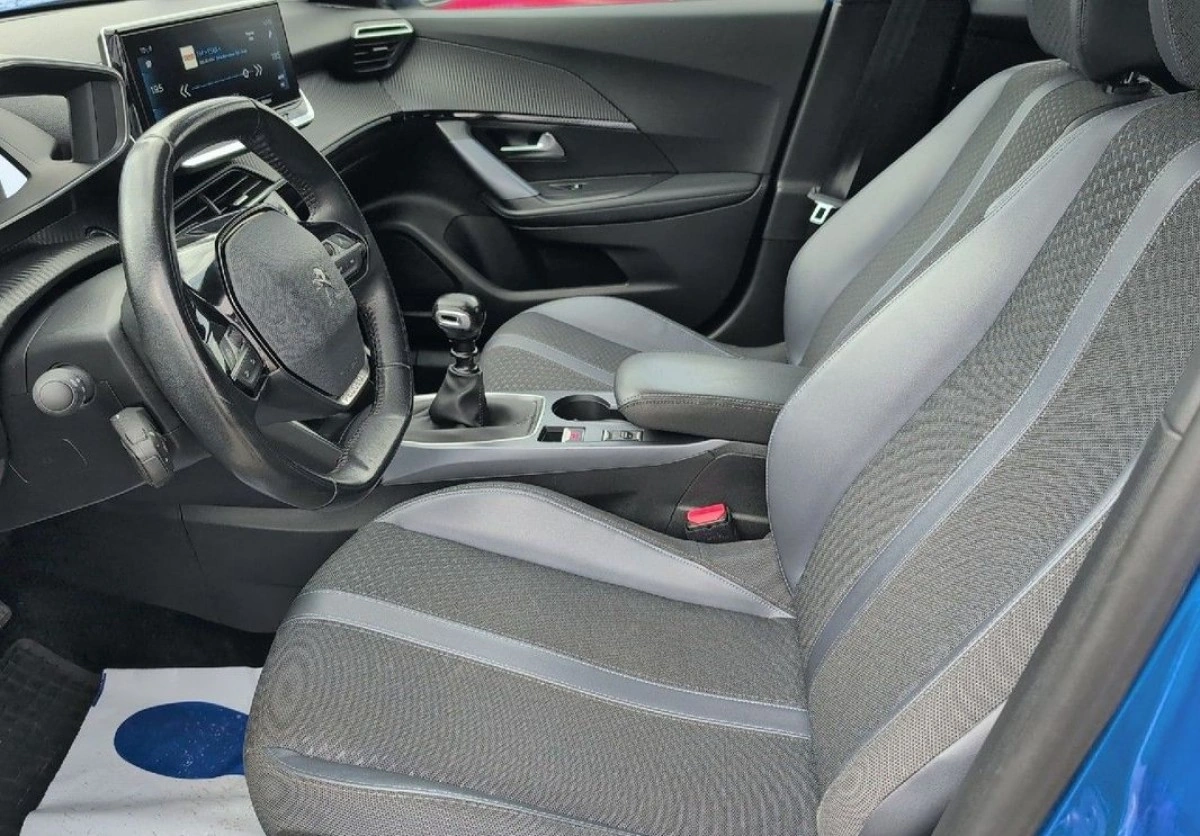 Peugeot 2008 - Zdjęcie 9