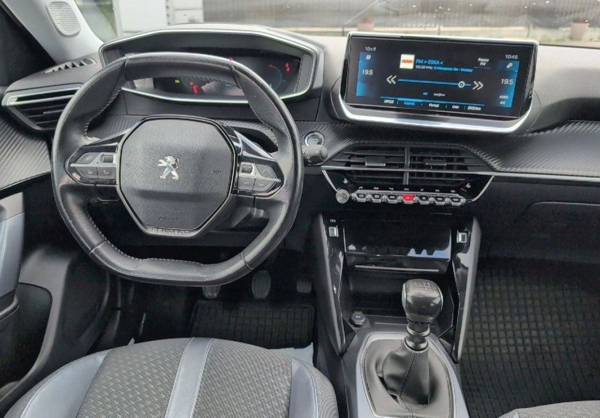 Peugeot 2008 - Zdjęcie 11