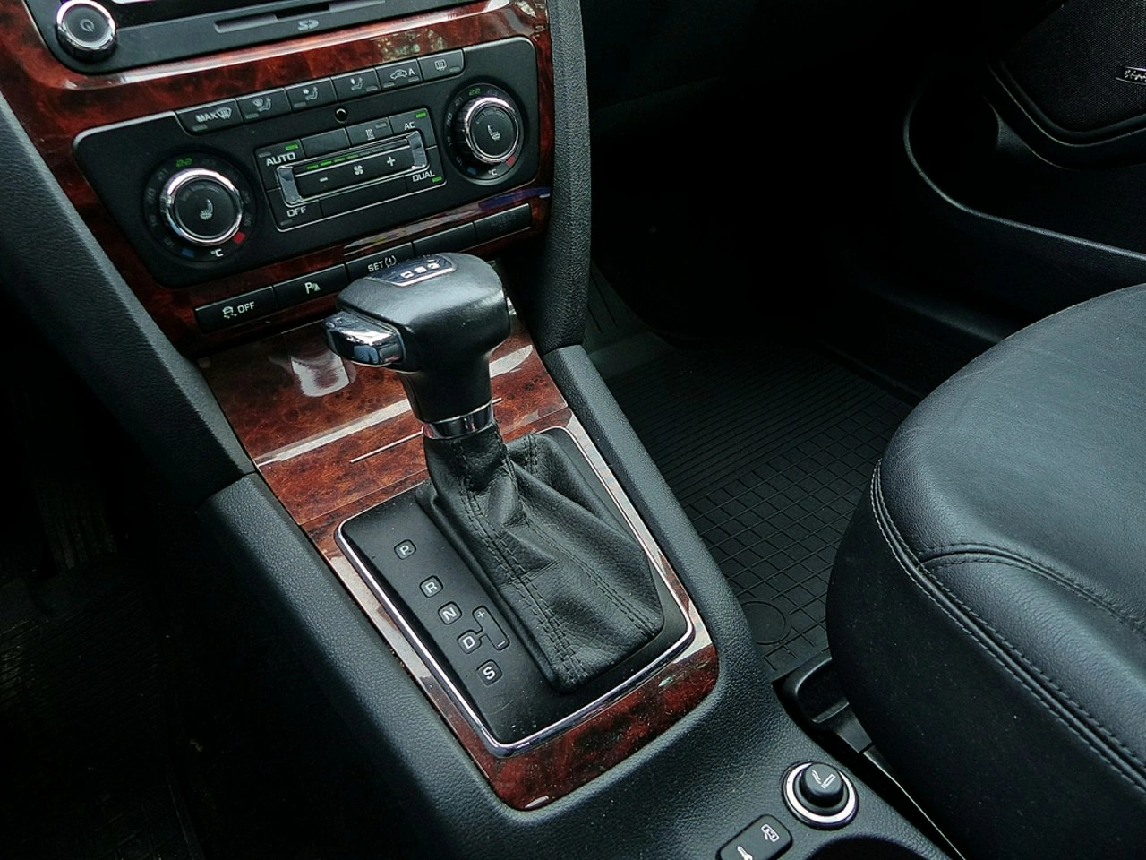 Skoda Octavia - Zdjęcie 36