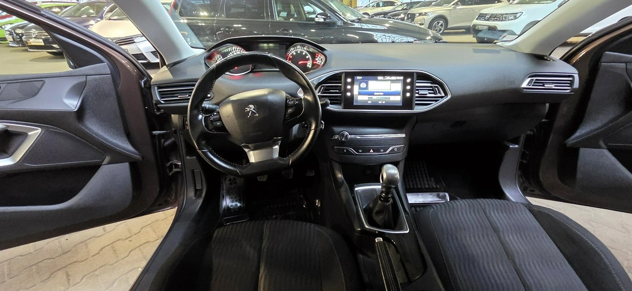 Peugeot 308 - Zdjęcie 12