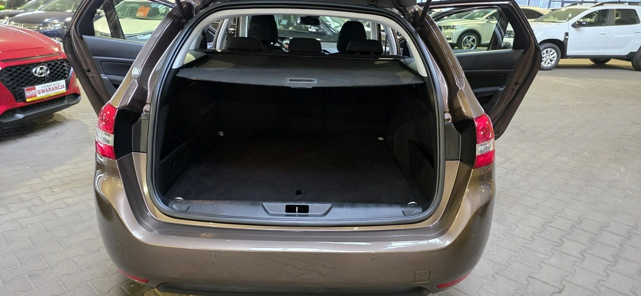Peugeot 308 - Zdjęcie 13