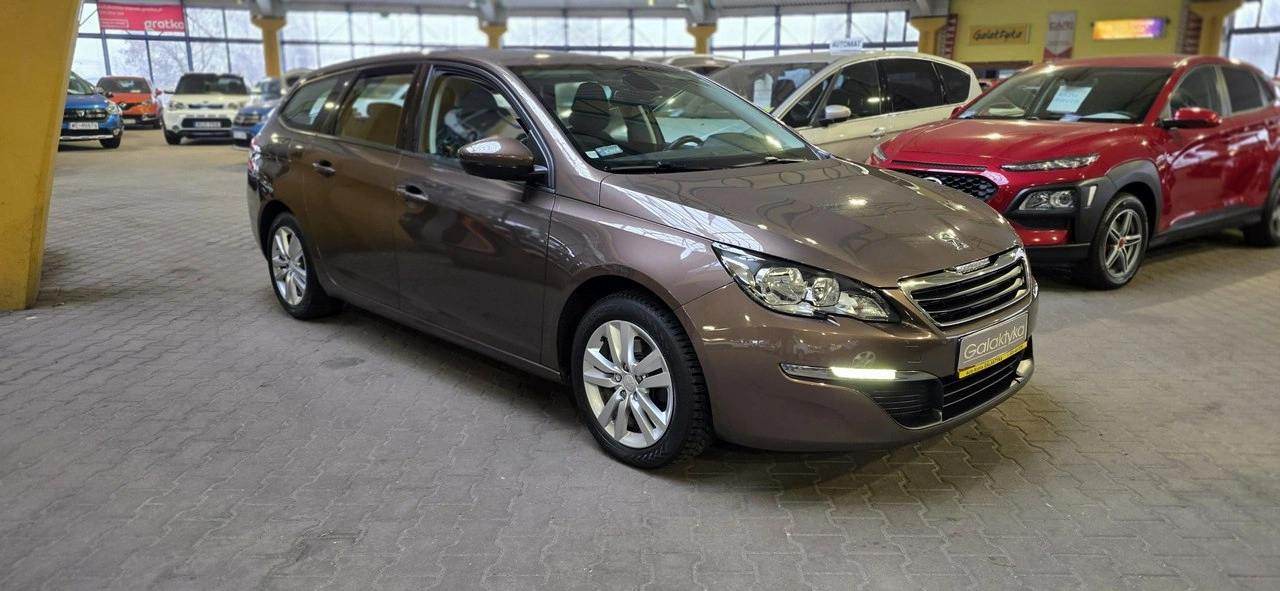 Peugeot 308 - Główne zdjęcie