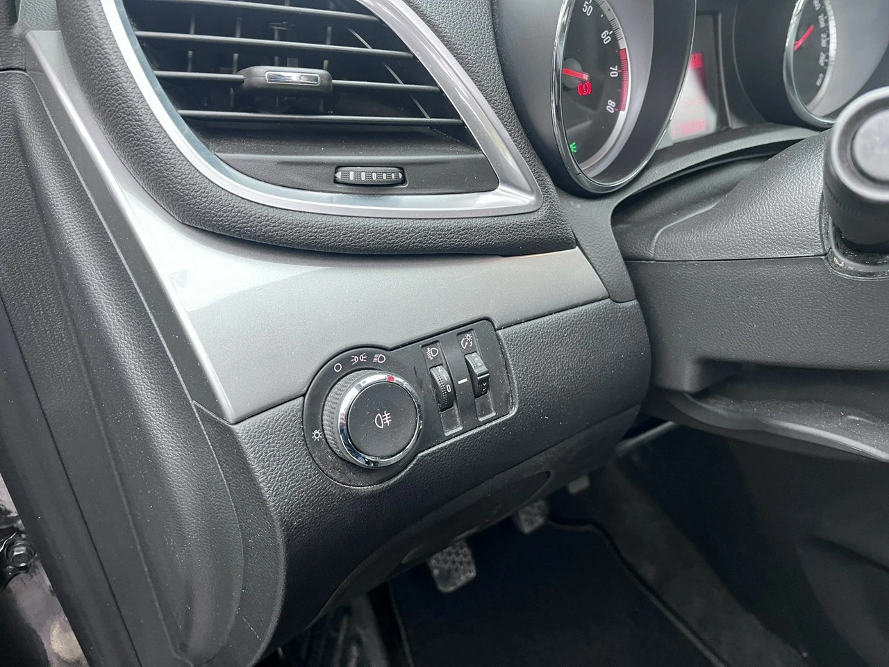 Opel Mokka - Zdjęcie 22