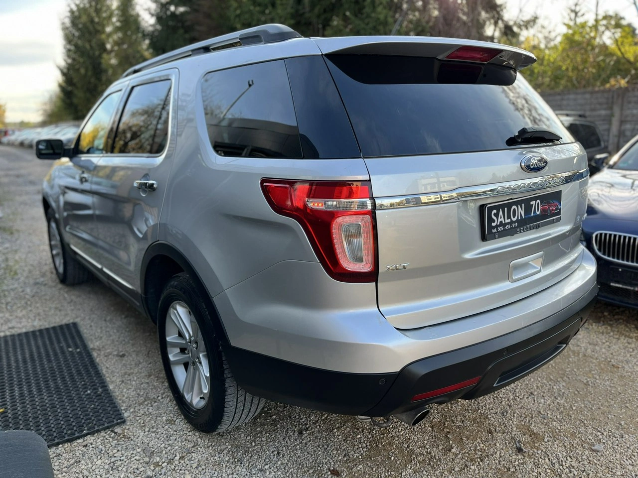 Ford Explorer - Zdjęcie 9