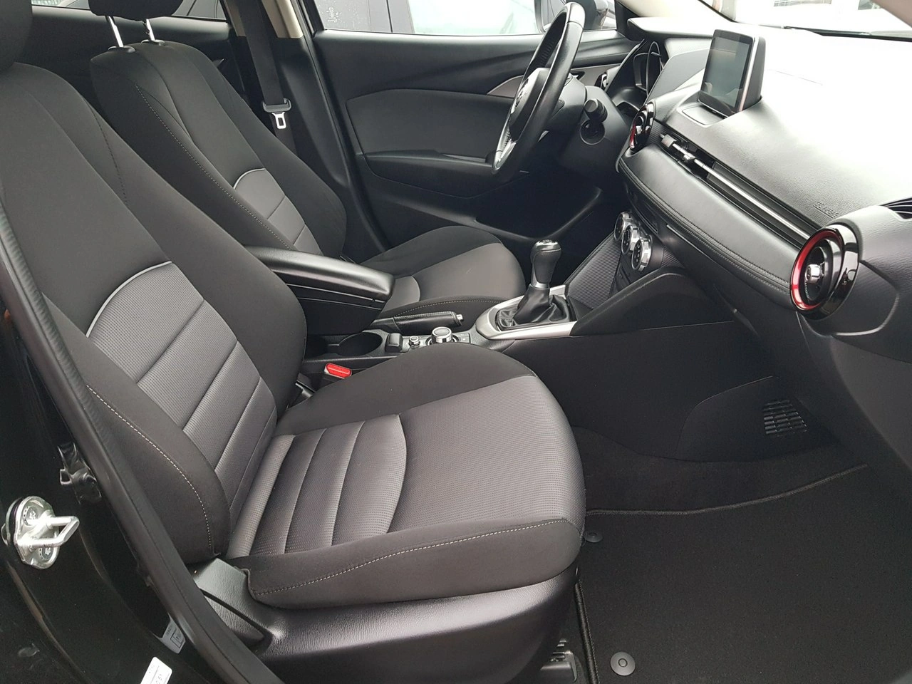 Mazda CX-3 - Zdjęcie 17