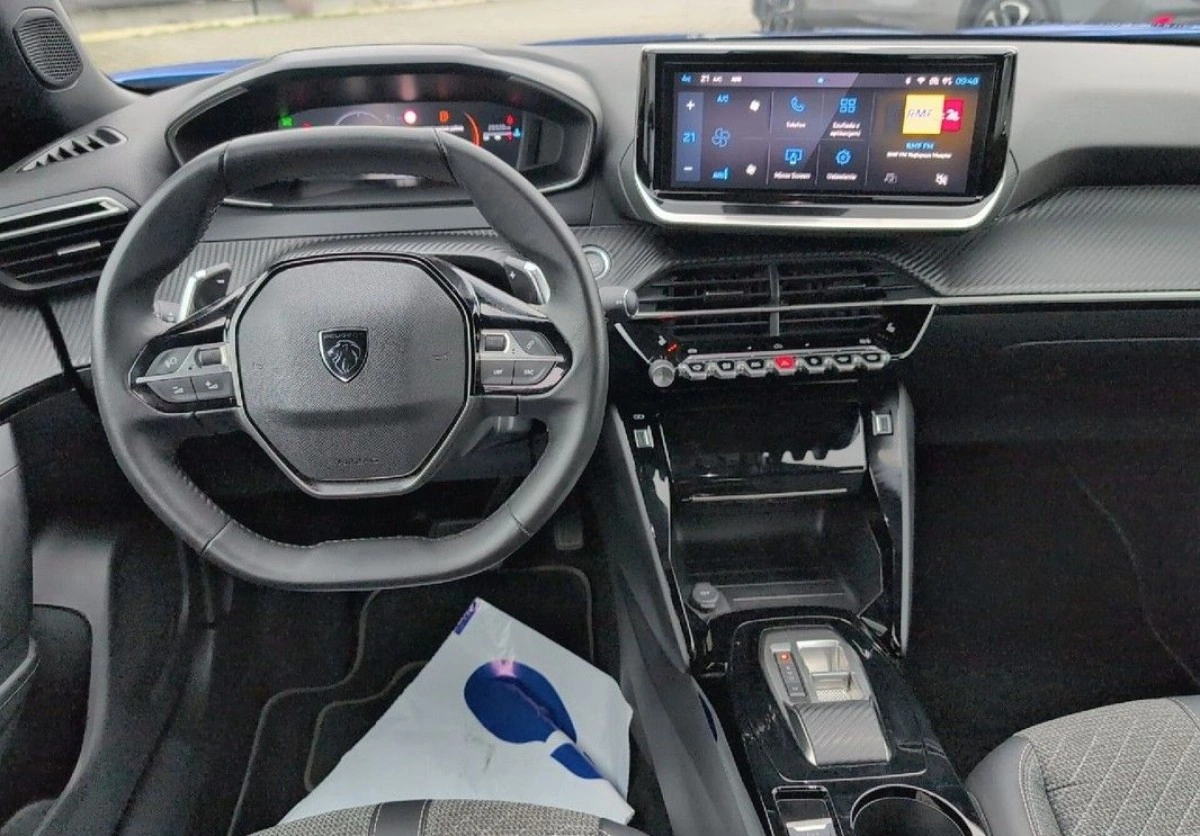 Peugeot 2008 - Zdjęcie 11