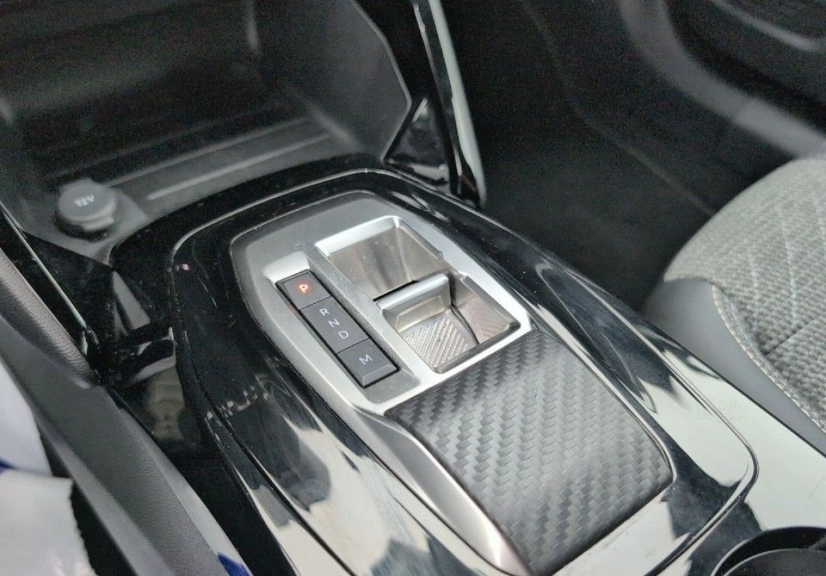 Peugeot 2008 - Zdjęcie 15