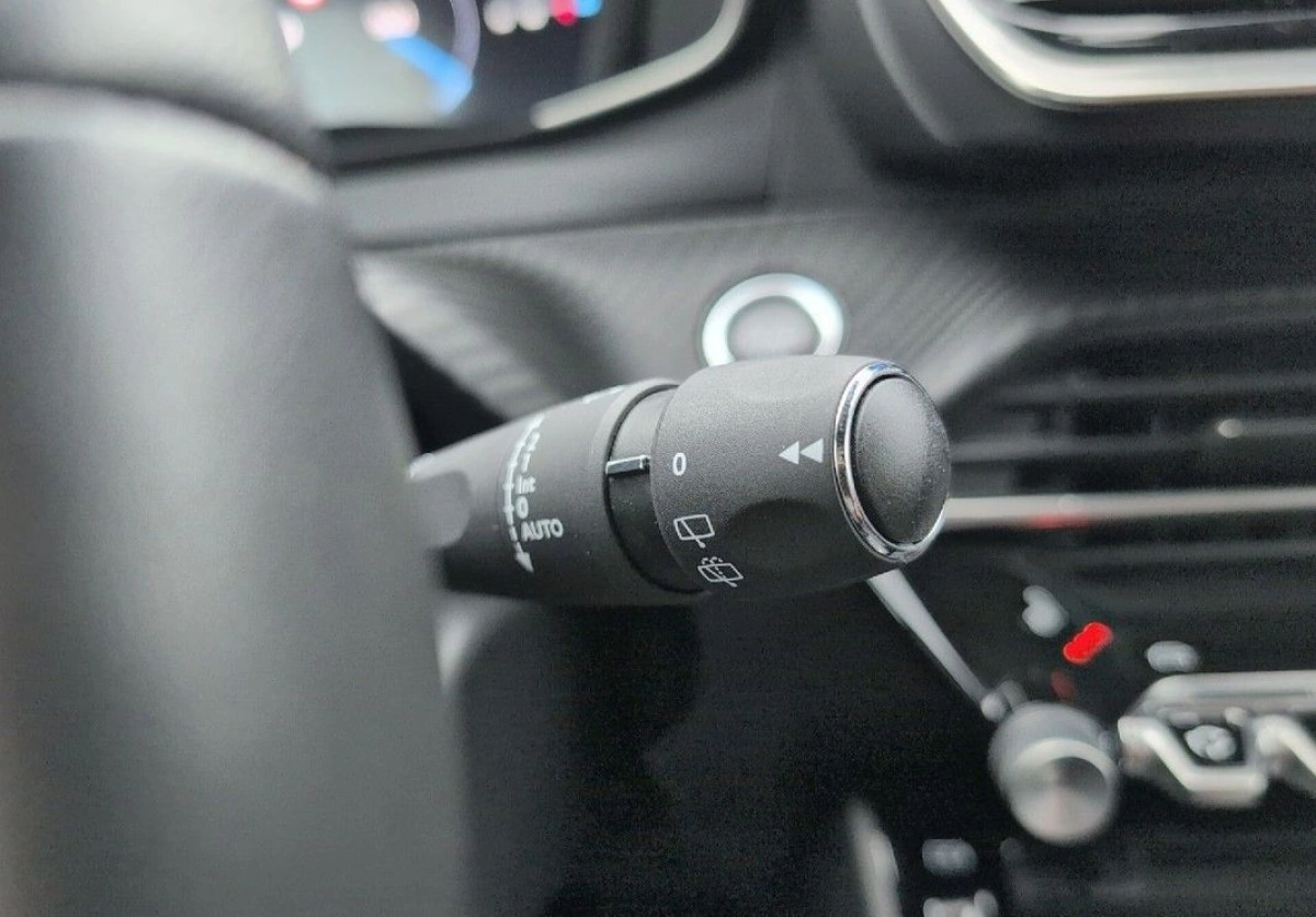 Peugeot 2008 - Zdjęcie 18