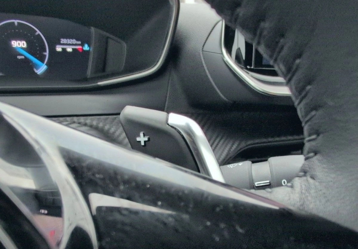 Peugeot 2008 - Zdjęcie 27