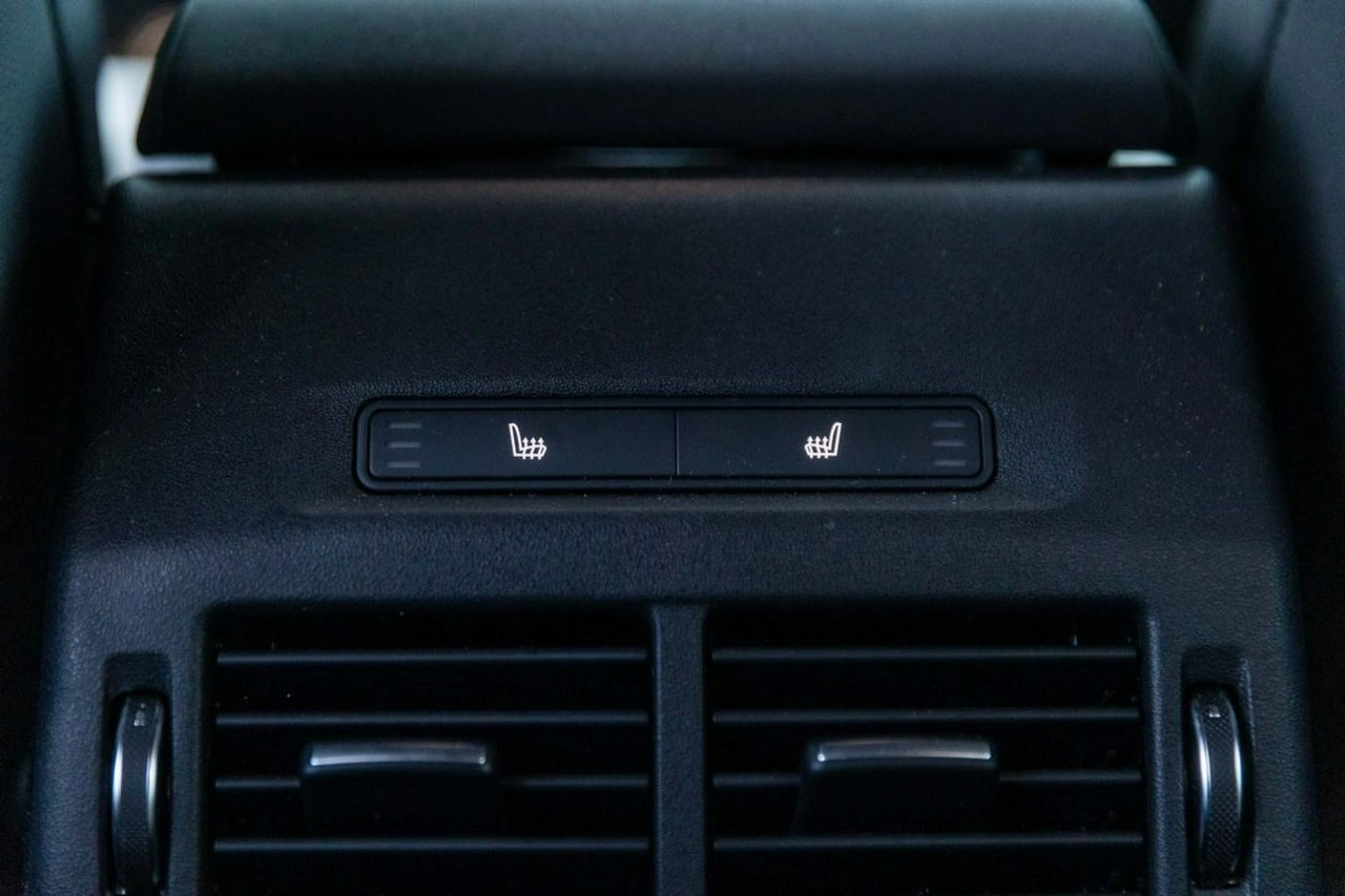 Land Rover Discovery Sport - Zdjęcie 14