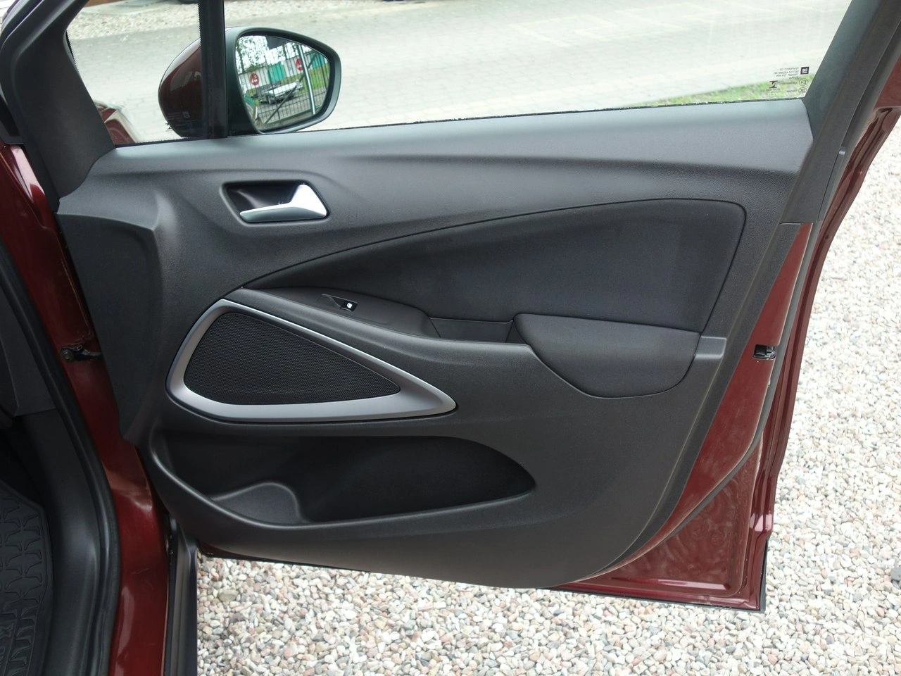 Opel Crossland X - Zdjęcie 15