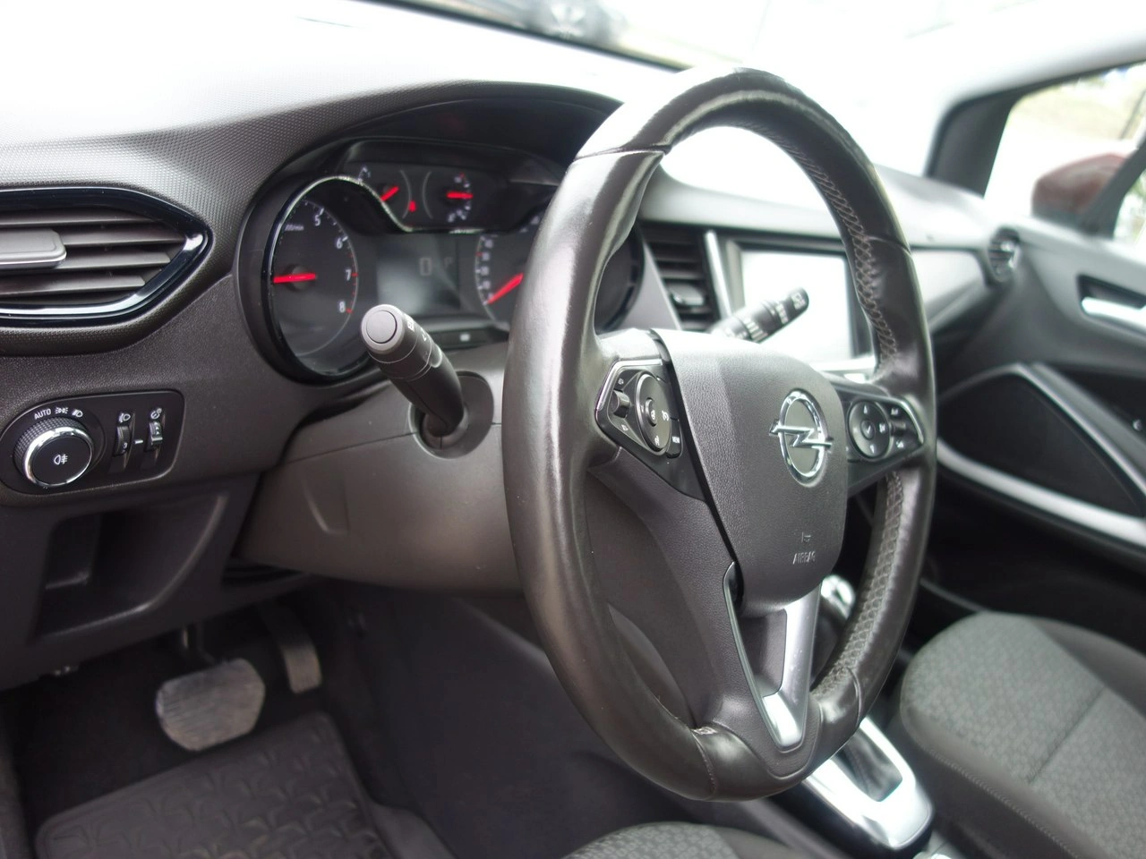 Opel Crossland X - Zdjęcie 20