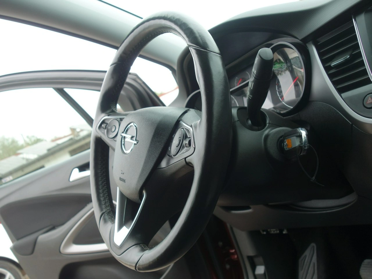 Opel Crossland X - Zdjęcie 21