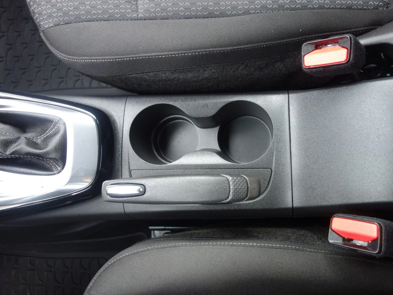 Opel Crossland X - Zdjęcie 22