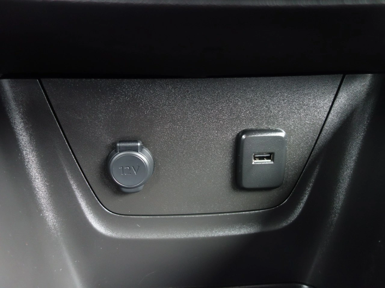 Opel Crossland X - Zdjęcie 26