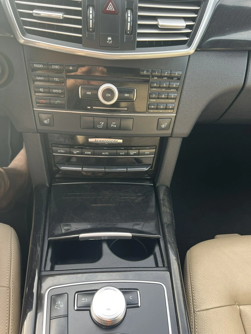 Mercedes E 350 - Zdjęcie 20