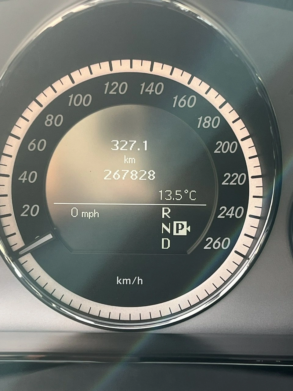 Mercedes E 350 - Zdjęcie 21