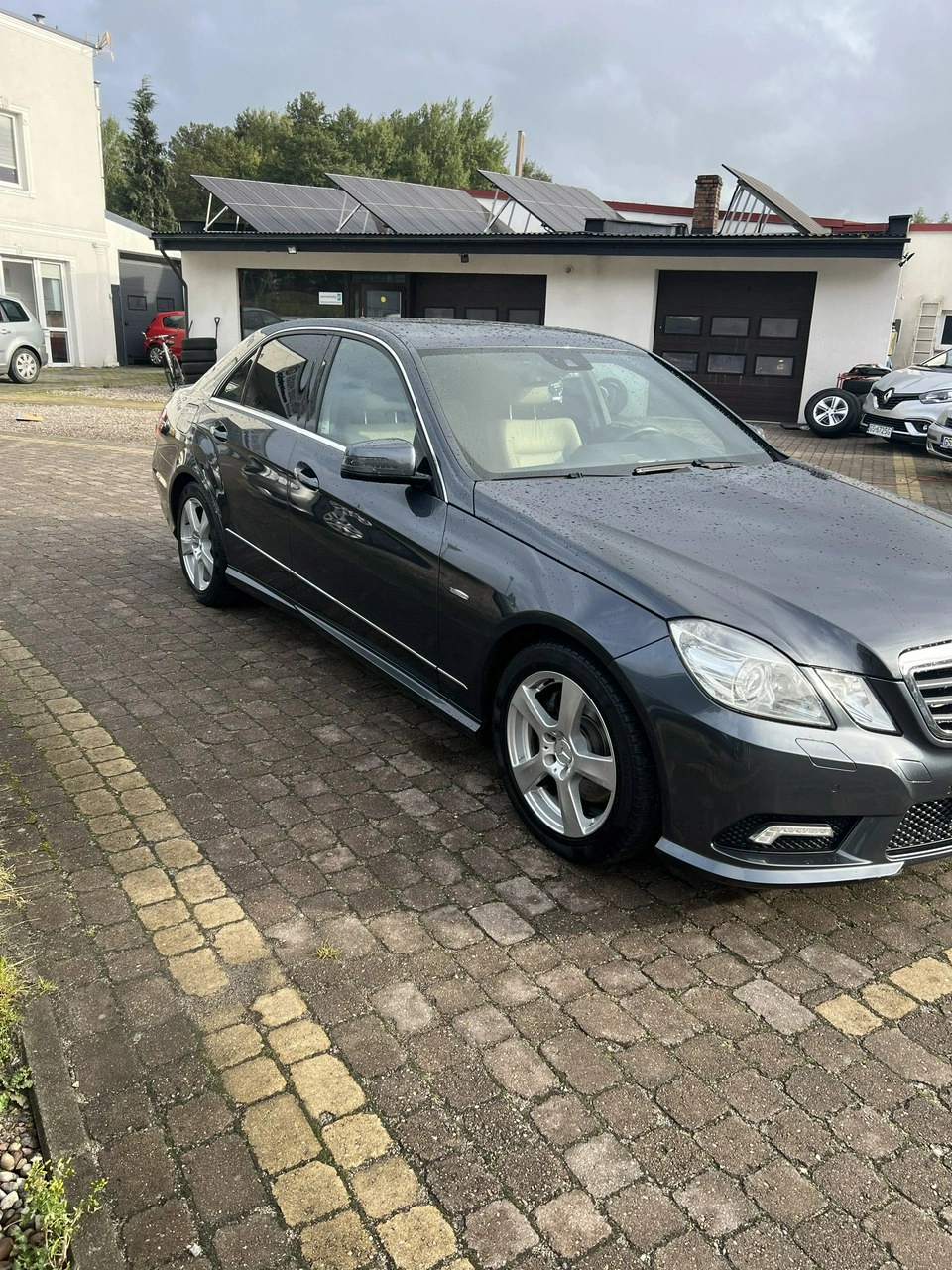 Mercedes E 350 - Zdjęcie 3
