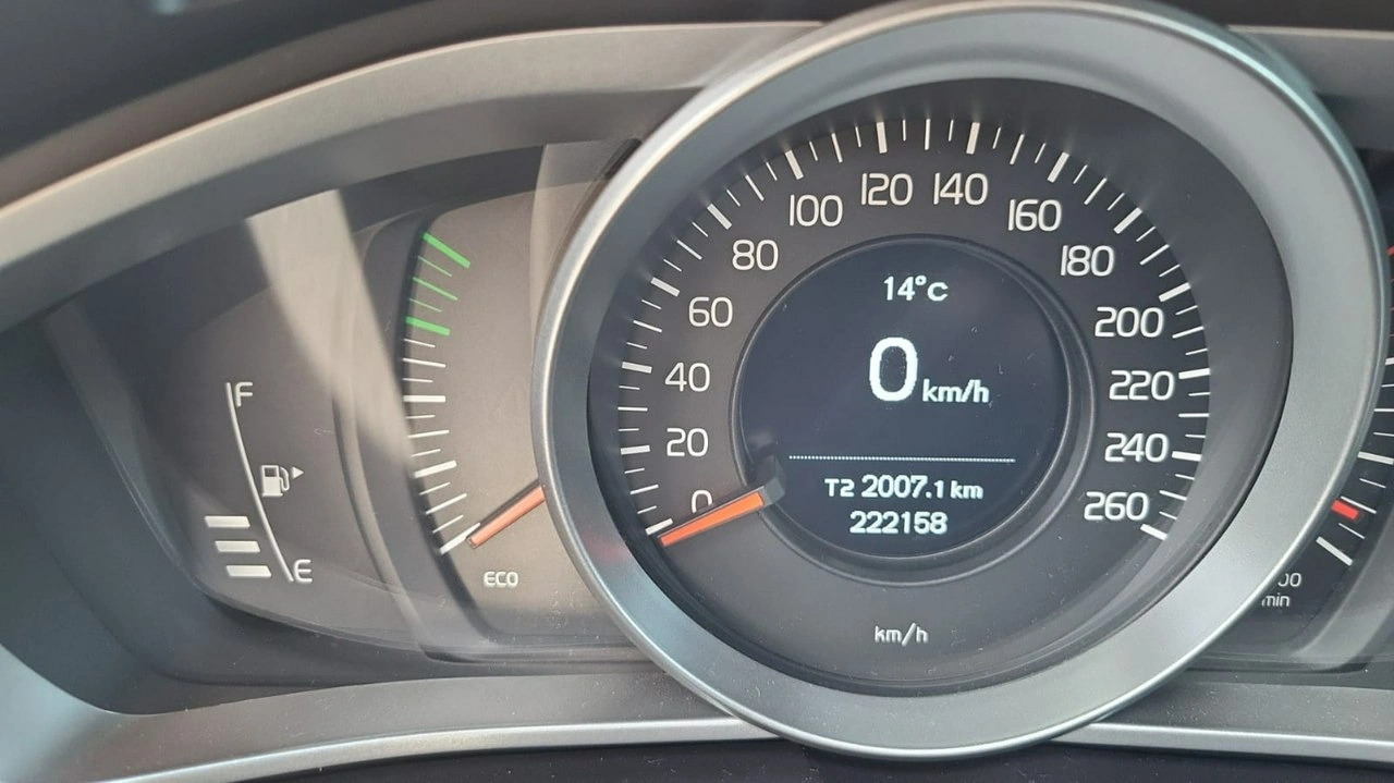 Volvo V40 - Zdjęcie 6