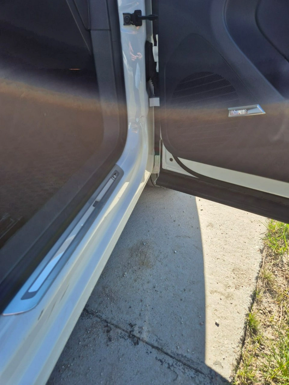 Volkswagen Tiguan - Zdjęcie 26