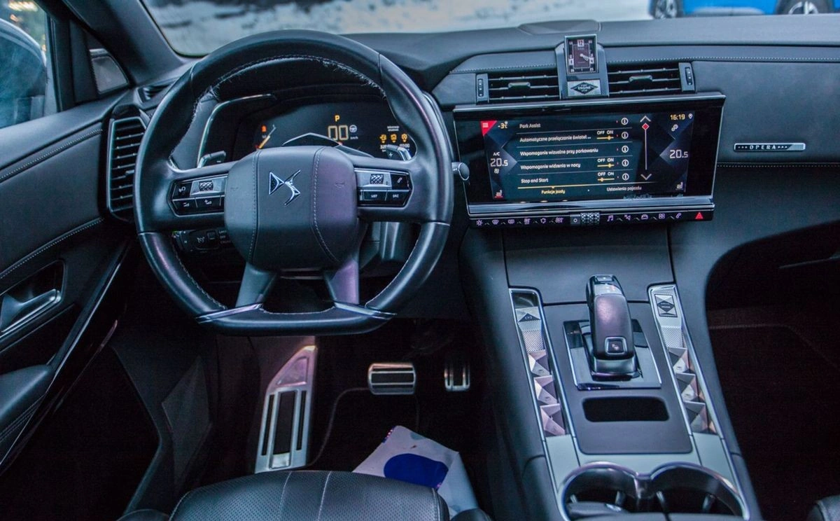 DS Automobiles DS 7 Crossback - Zdjęcie 8