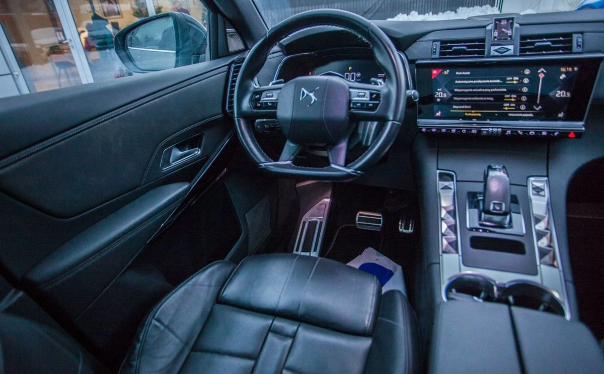DS Automobiles DS 7 Crossback - Zdjęcie 9