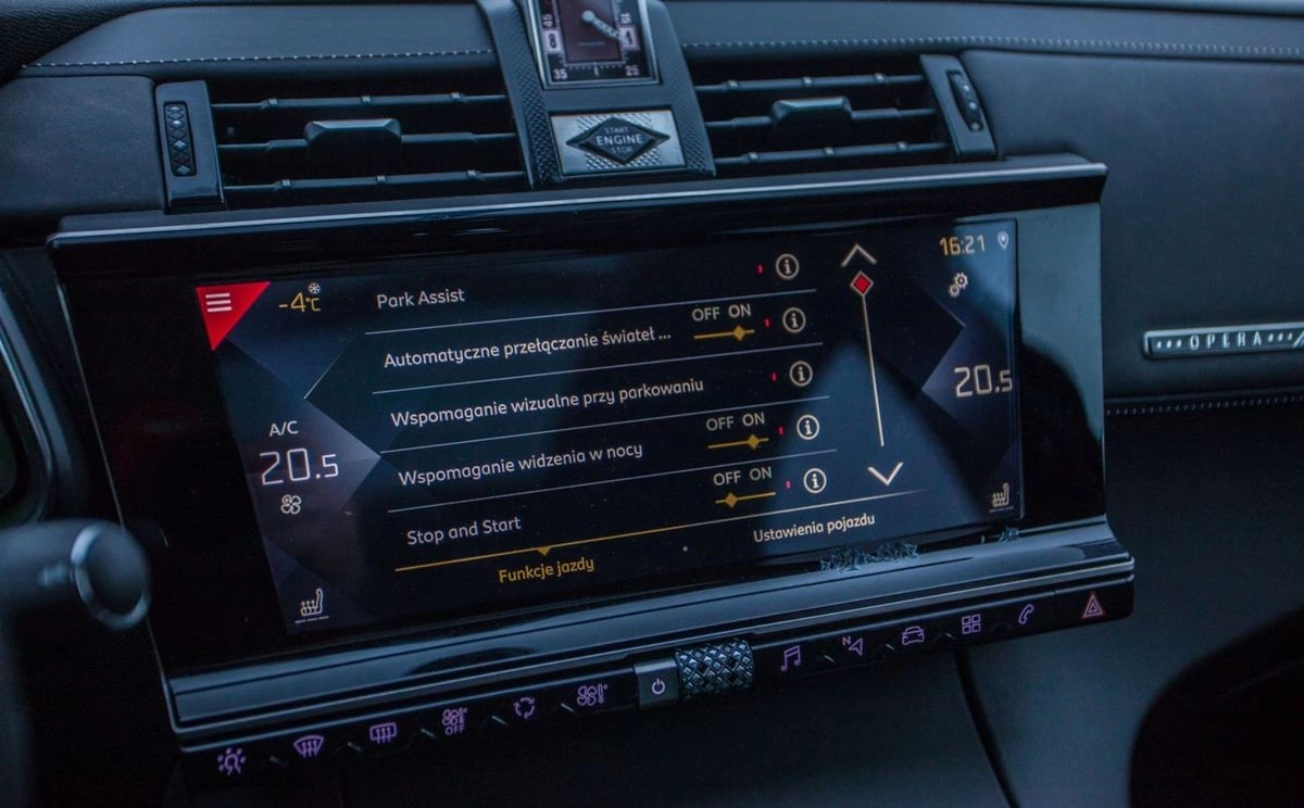 DS Automobiles DS 7 Crossback - Zdjęcie 24