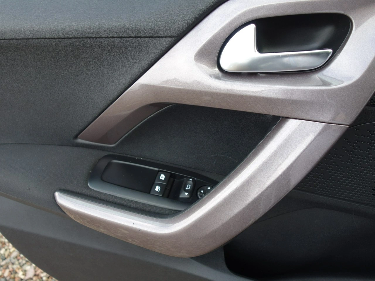 Peugeot 2008 - Zdjęcie 10